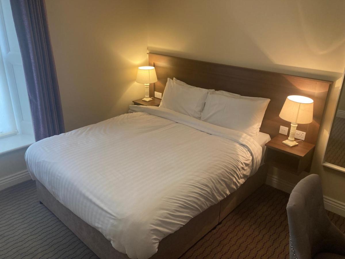 Mcnulty'S Guest House Енискроун Екстериор снимка