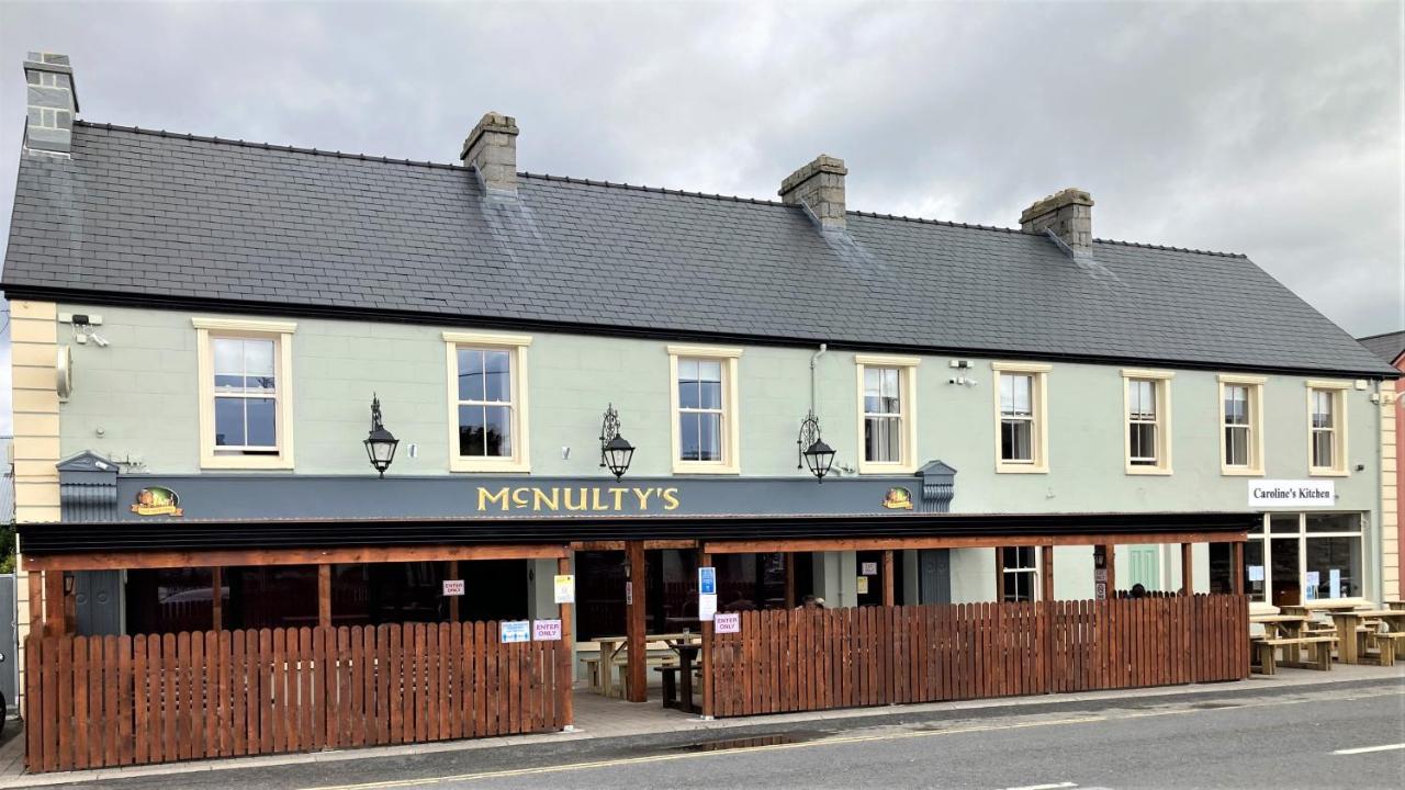 Mcnulty'S Guest House Енискроун Екстериор снимка